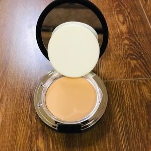 Younique Cream Foundation